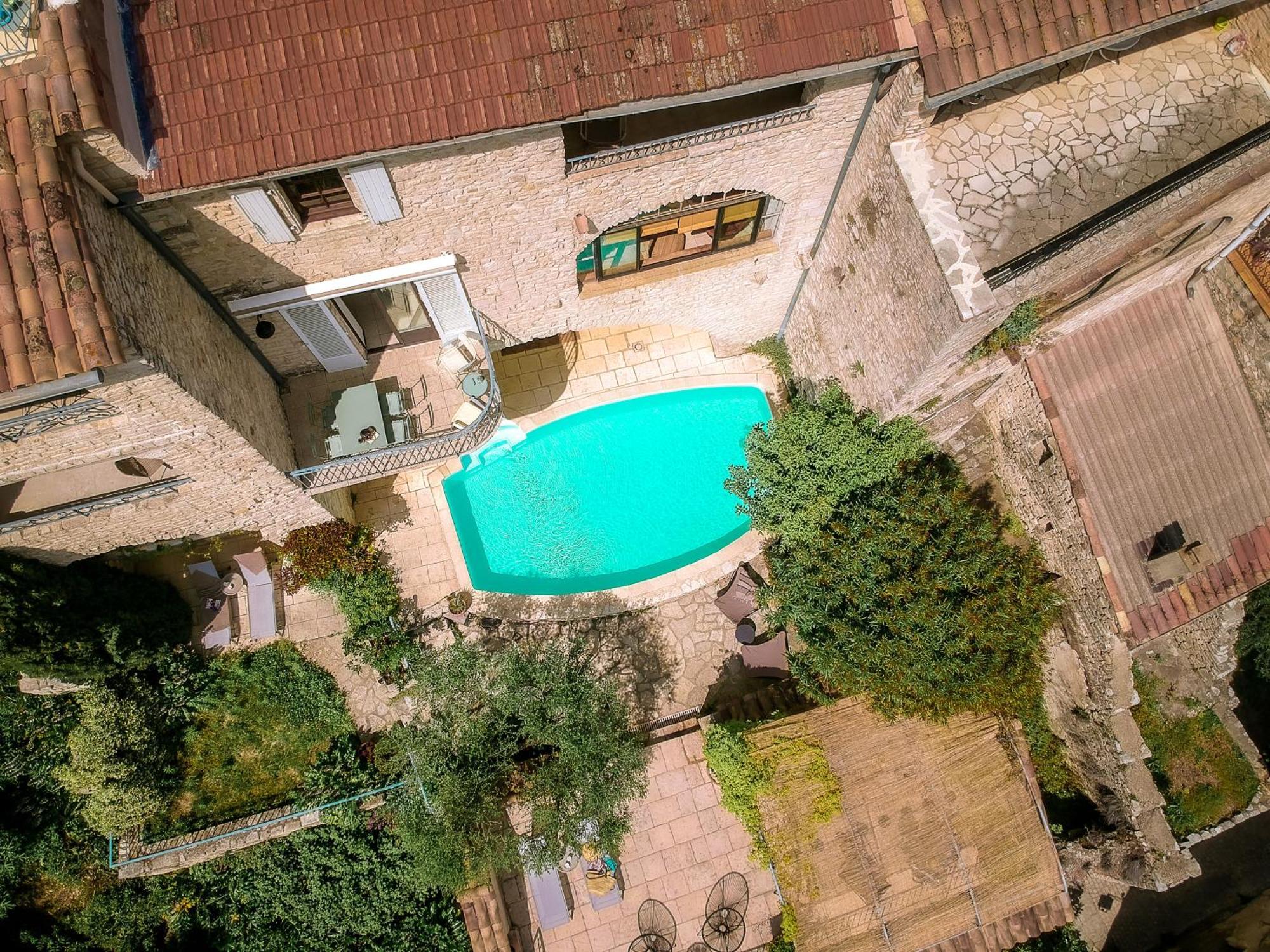 L'Ostal Bestort Vezenobres Экстерьер фото